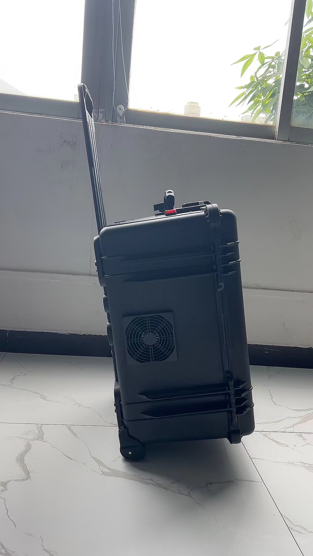 青州手拉箱型移动通信干扰器